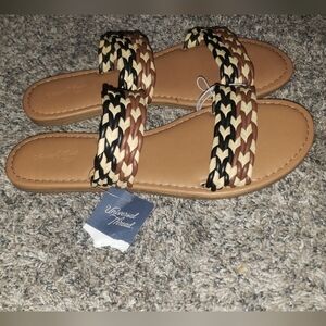 Universal Thread| NWT| Braided Sandals